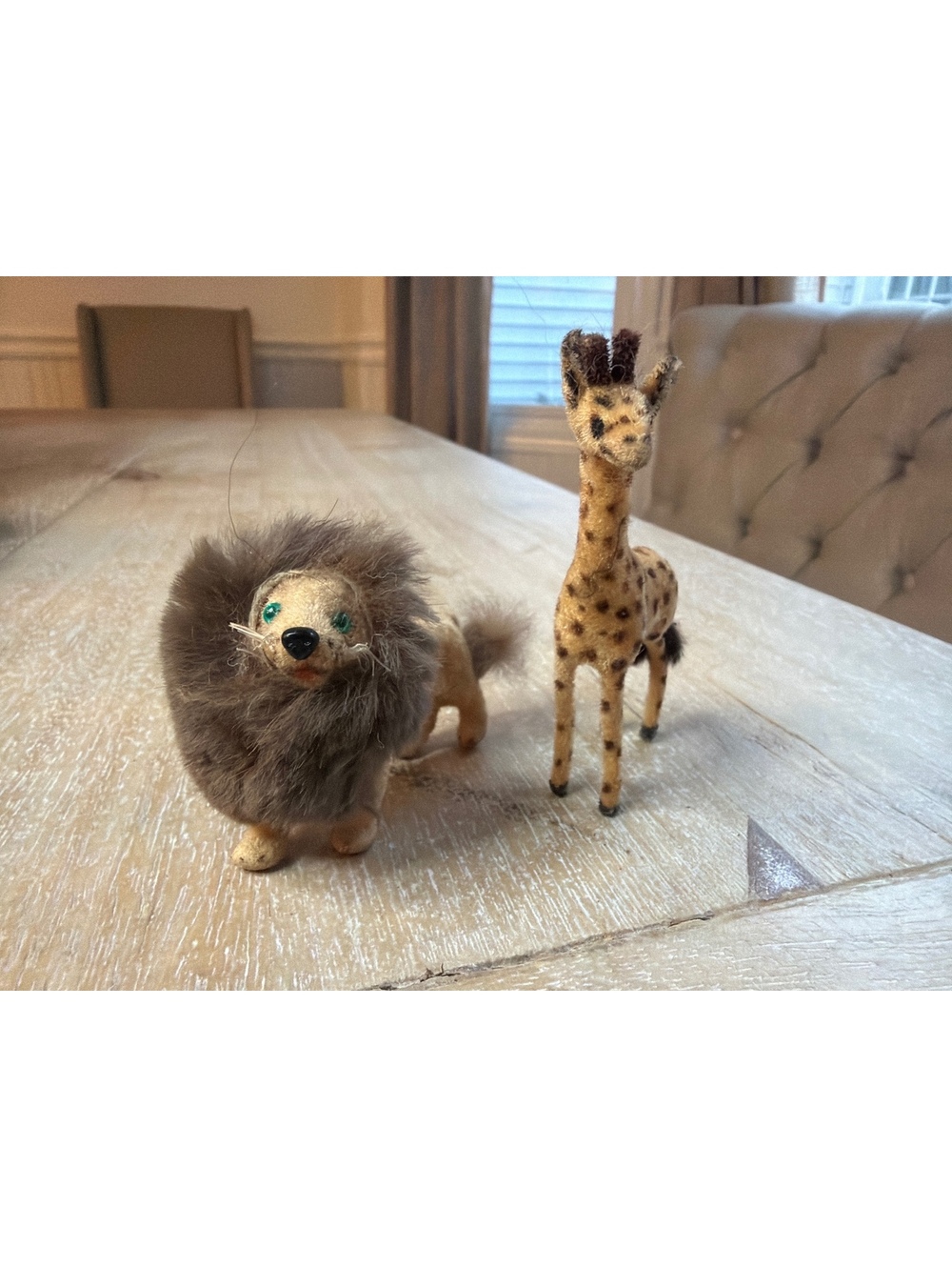 Vintage Wagner Kunstlerschutz Flocked Miniature Lion & Giraffe Pair West Germany